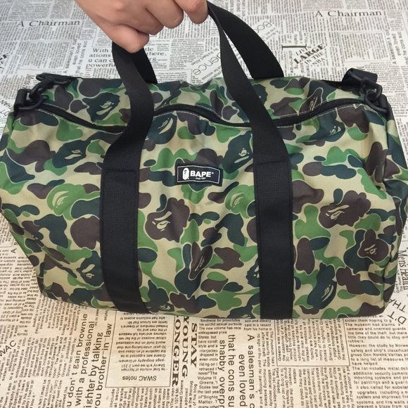 A bathing ape bape camo duffel gym bag - Picture 3 of 7